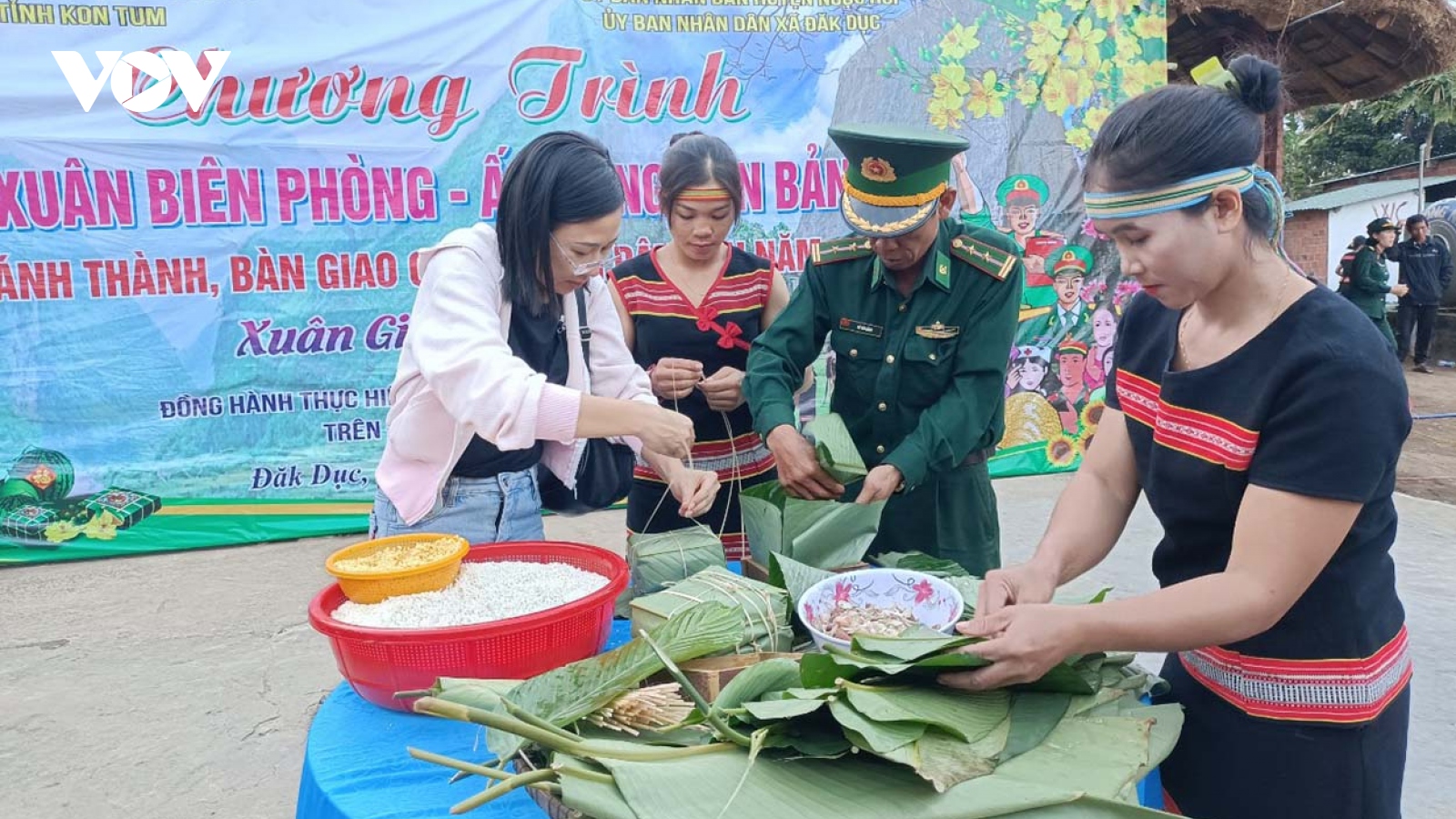 Tết đoàn kết quân- dân nơi biên giới Kon Tum