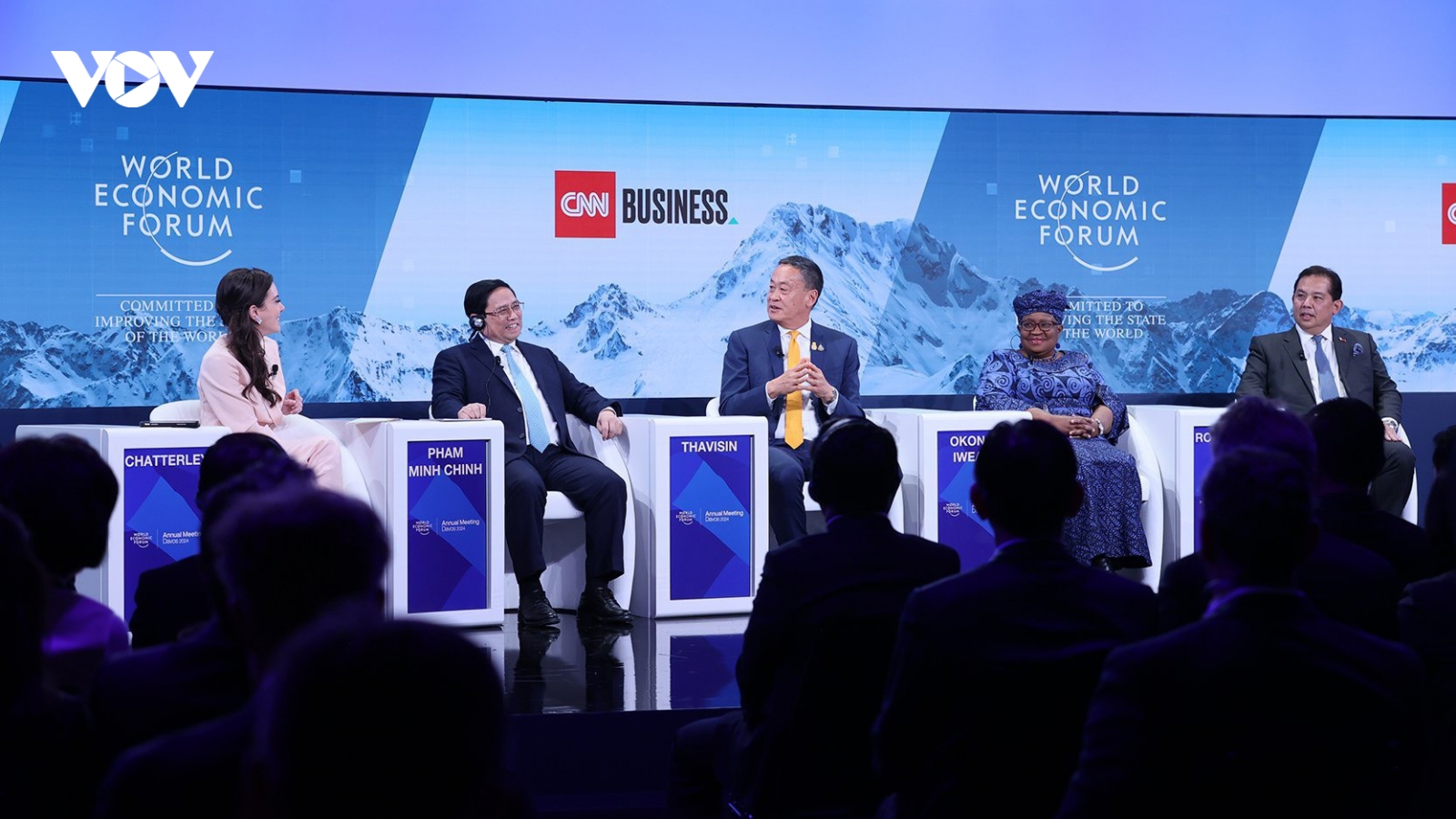 Thủ tướng kết thúc chuyến công tác dự Hội nghị WEF Davos, thăm Hungary và Romania