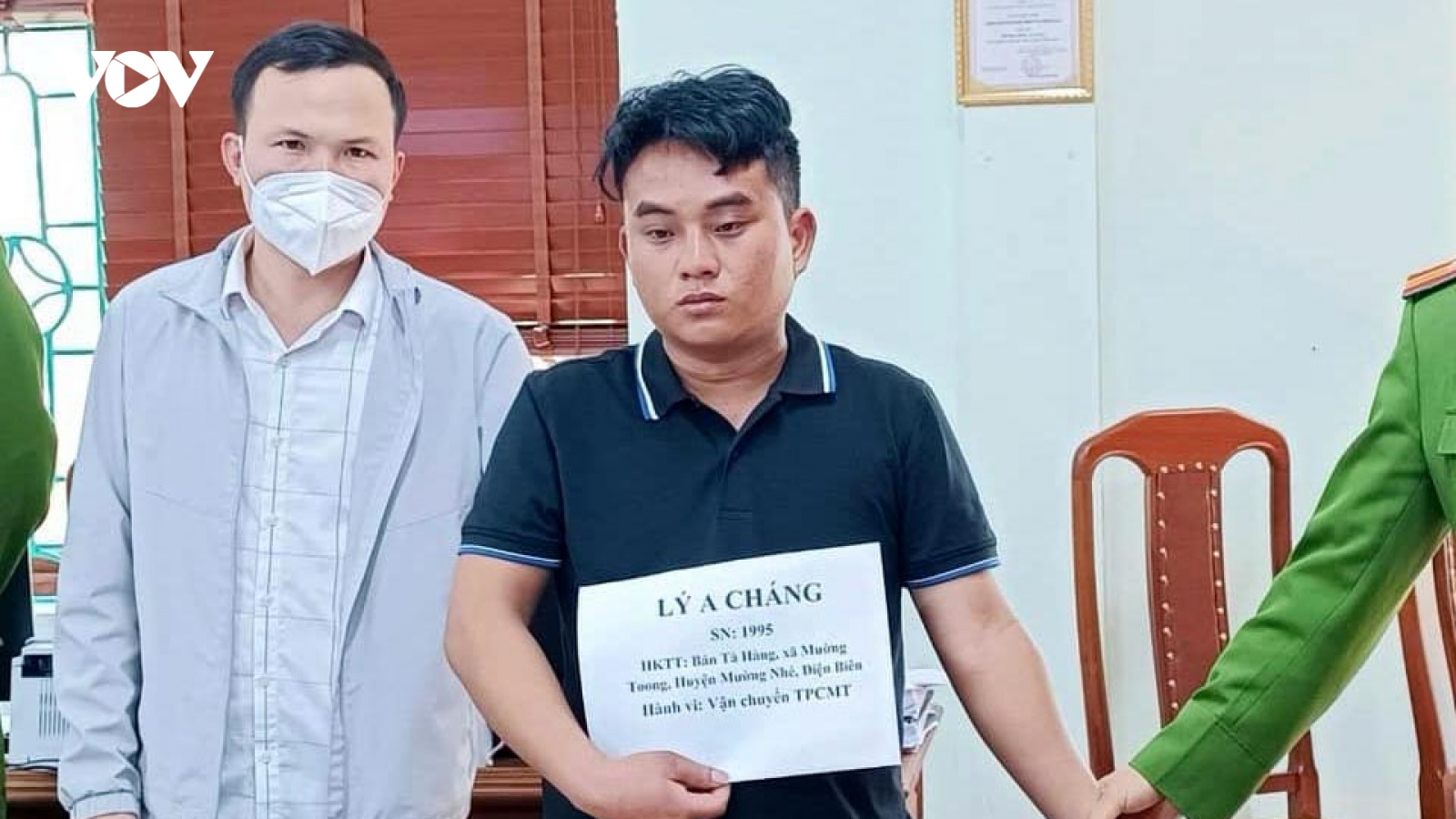 Nhận 50 triệu đồng để vận chuyển 8 bánh heroin