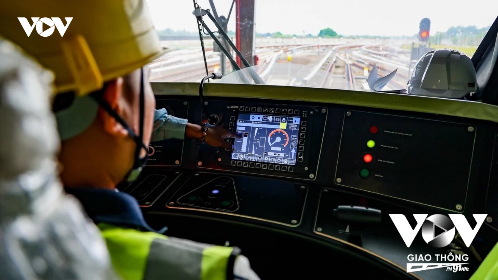 Gấp rút đào tạo lái tàu tuyến Metro Nhổn – Ga Hà Nội
