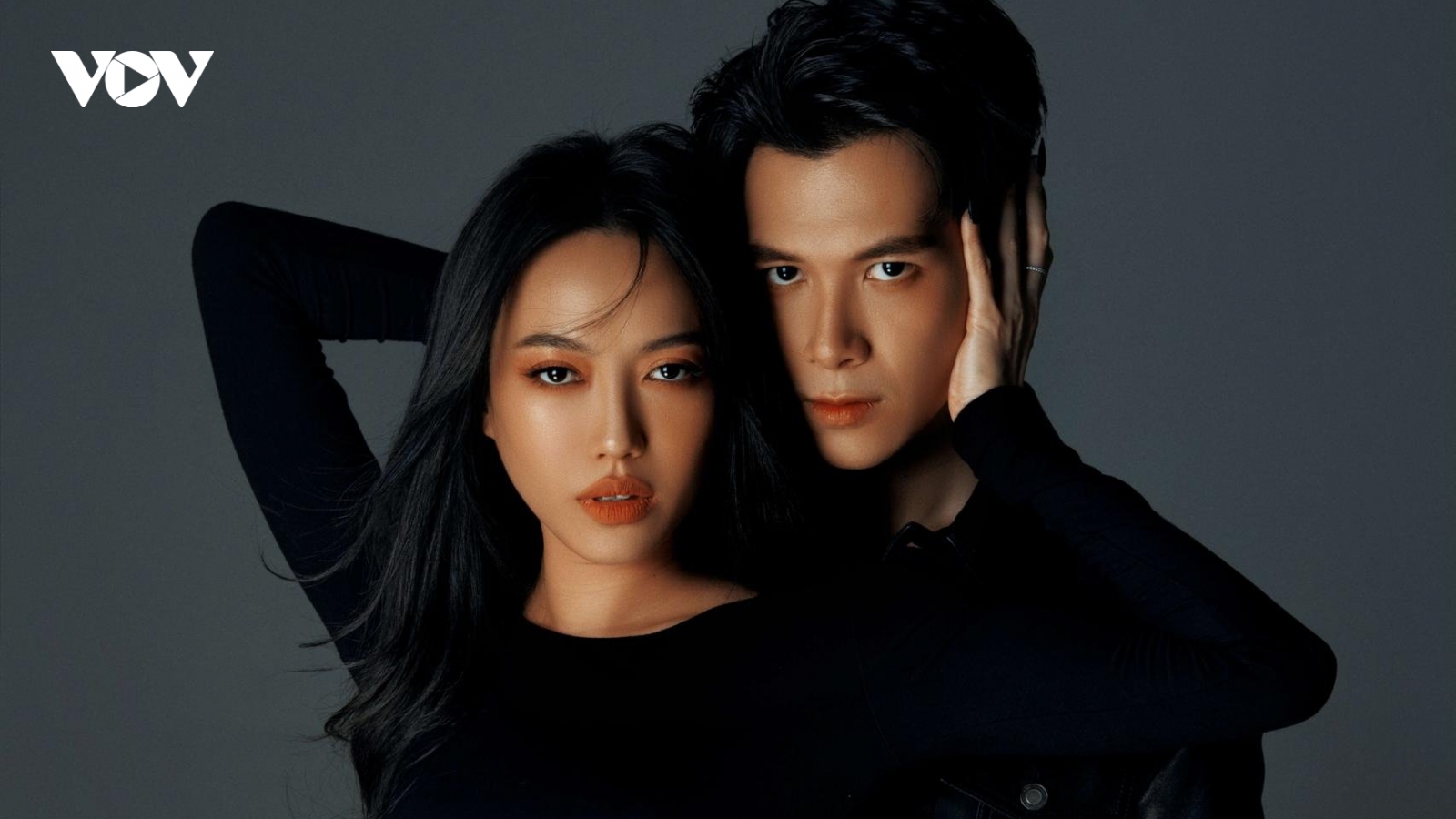 Diệu Nhi hoá "Chị mẹ" trong MV của Anh Tú