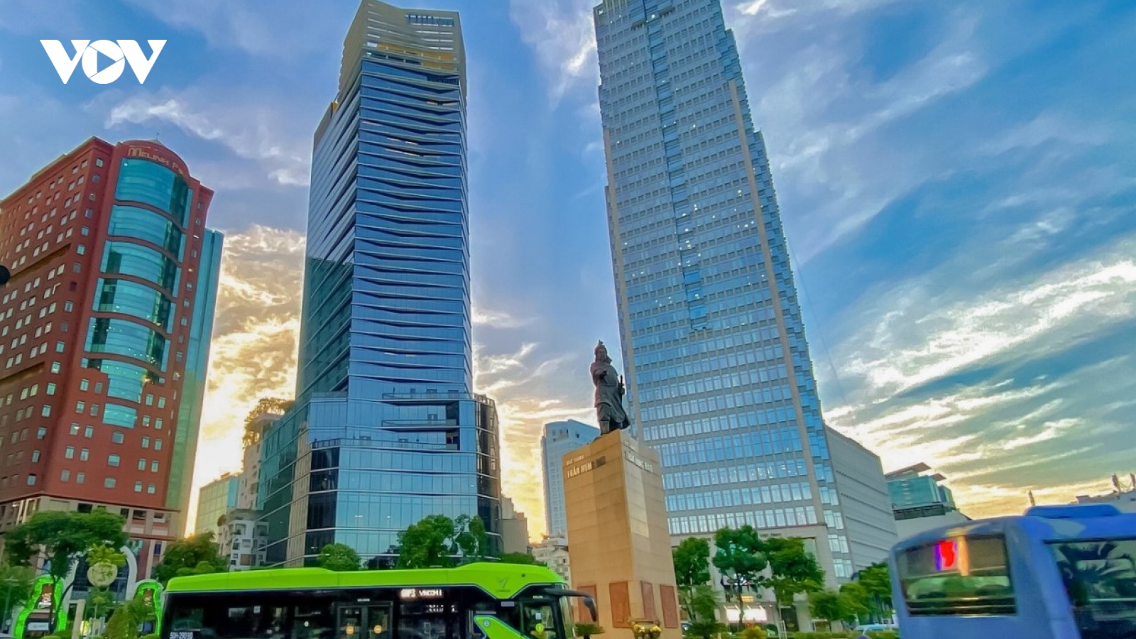 Vinhomes Grand Park khẳng định vị thế của “tâm điểm kết nối” với tuyến VinBus