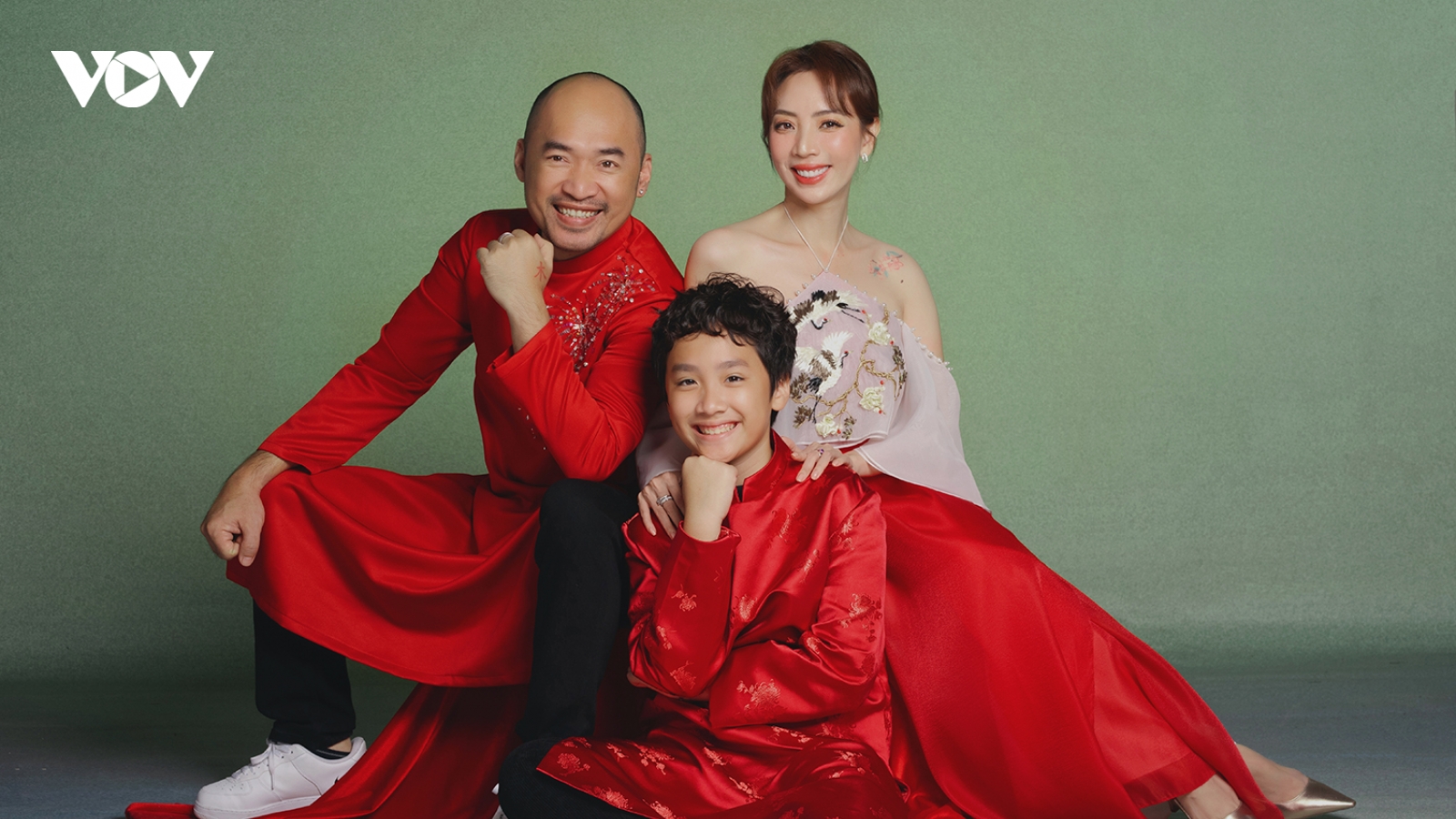 Thu Trang – Tiến Luật: “Ăn Tết trên sân khấu rất vui”