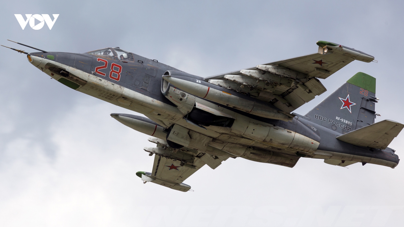 Chiến đấu cơ Su-25 của Nga xuất kích, tấn công mục tiêu ngụy trang của Ukraine