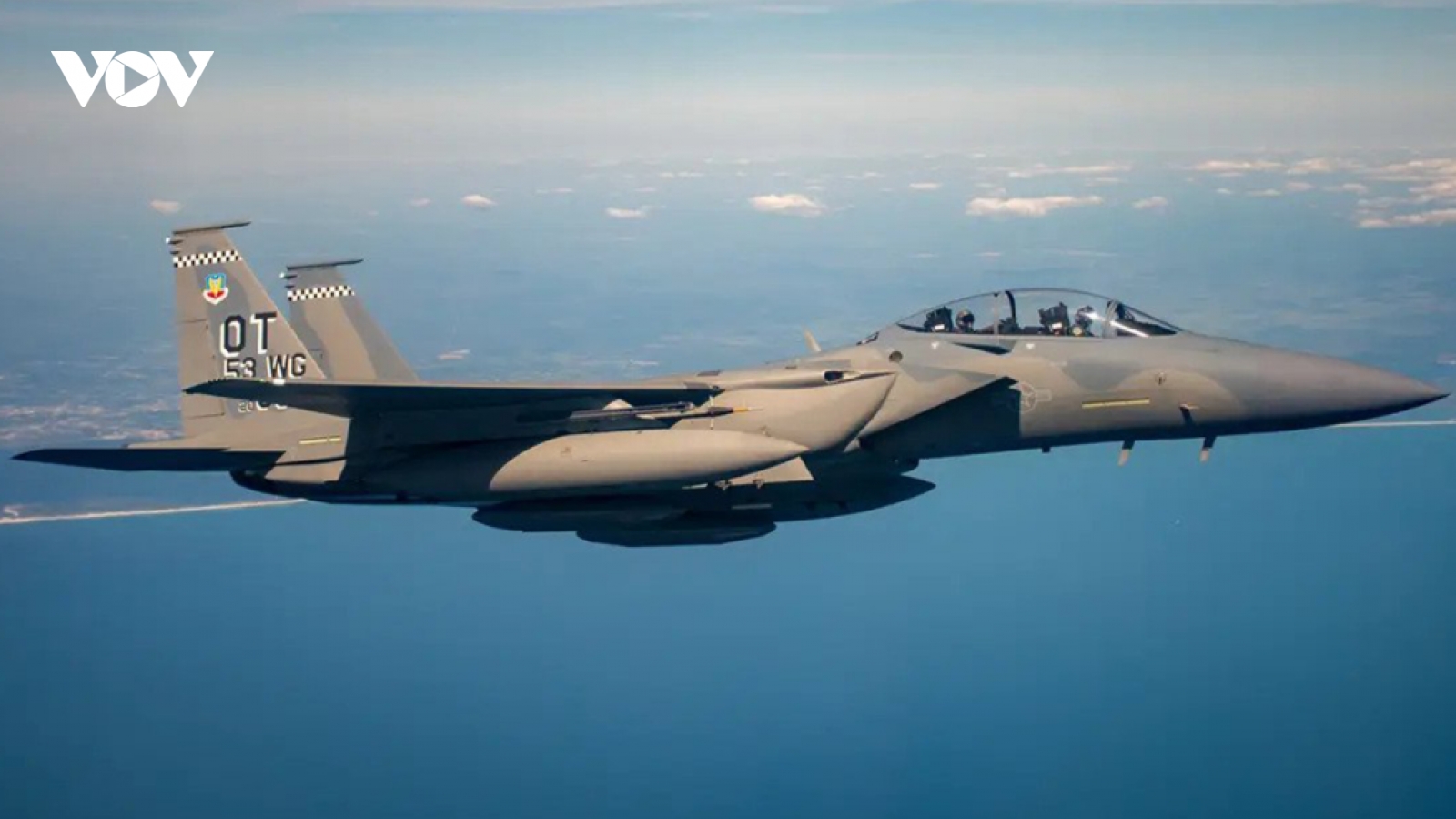 Mỹ dùng máy bay ném bom tầm xa không kích mục tiêu ở Iraq và Syria