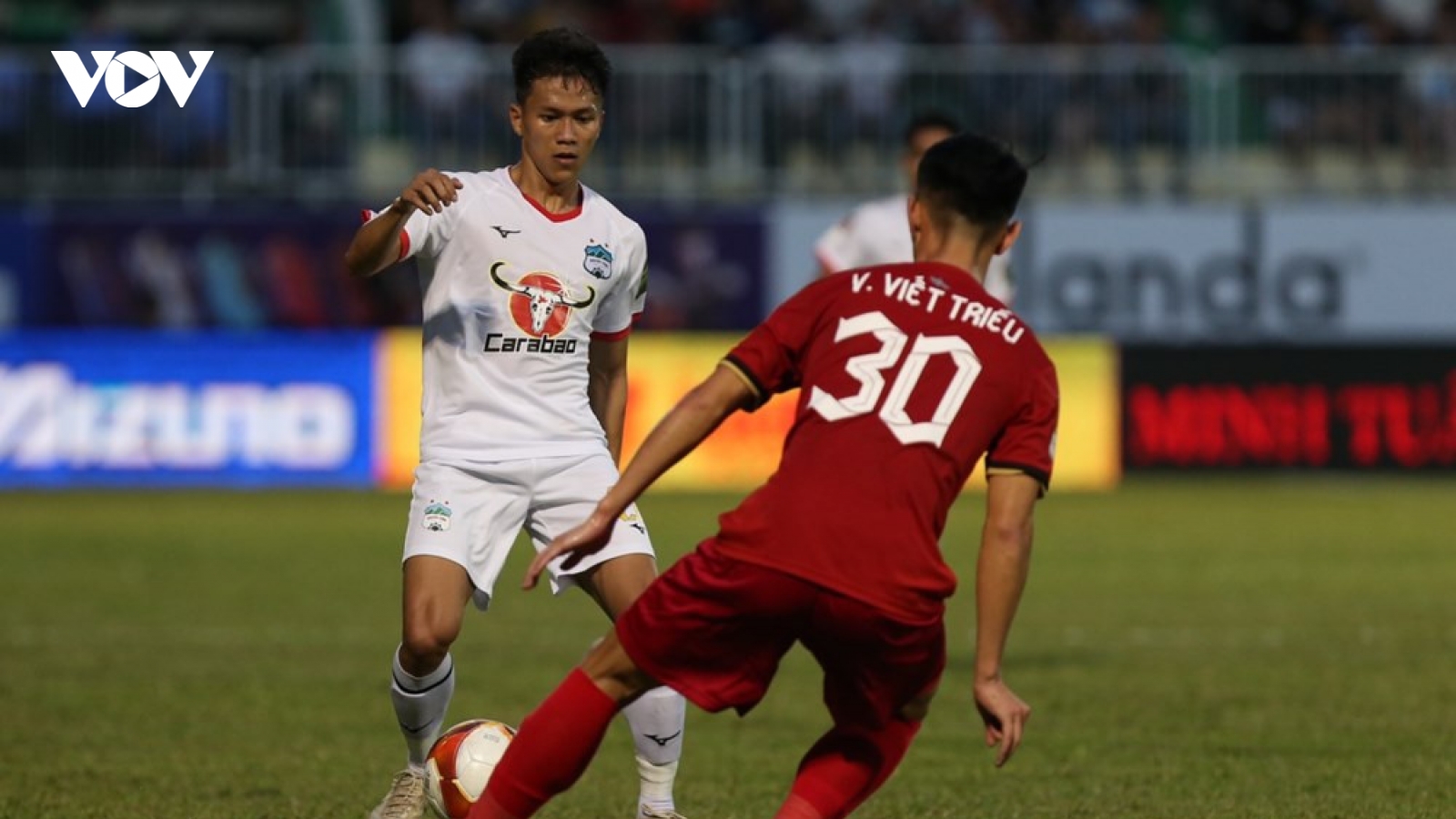 Thua Hà Tĩnh, HAGL tiếp tục ''chìm sâu'' ở cuối bảng V-League
