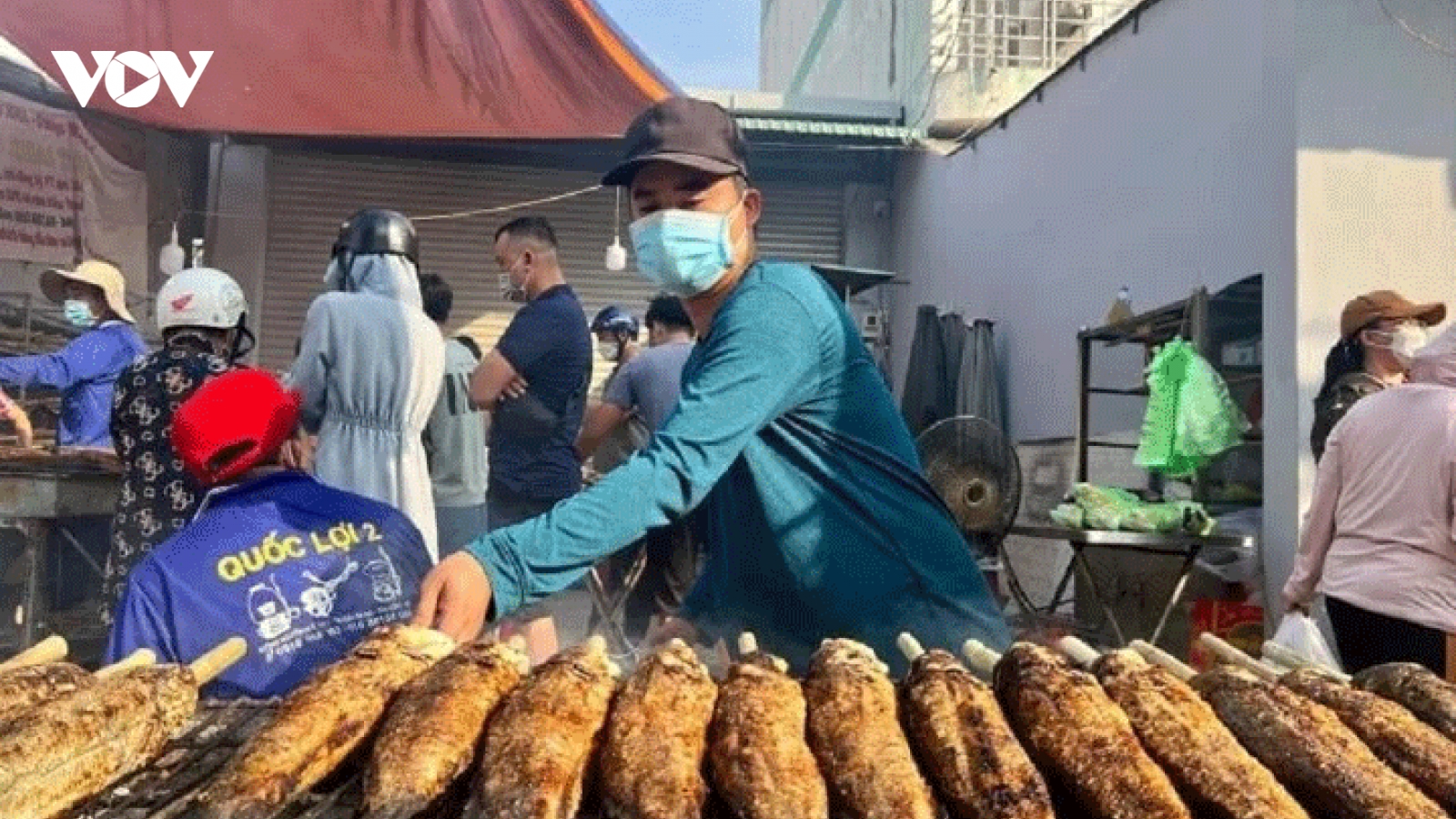 Lý do mâm cúng vía thần Tài của người miền Nam luôn có cá lóc nướng
