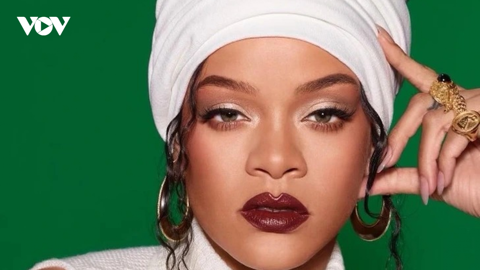 Rihanna: Từ sinh viên nghèo đến nữ tỷ phú tự thân giàu nhất nước Mỹ
