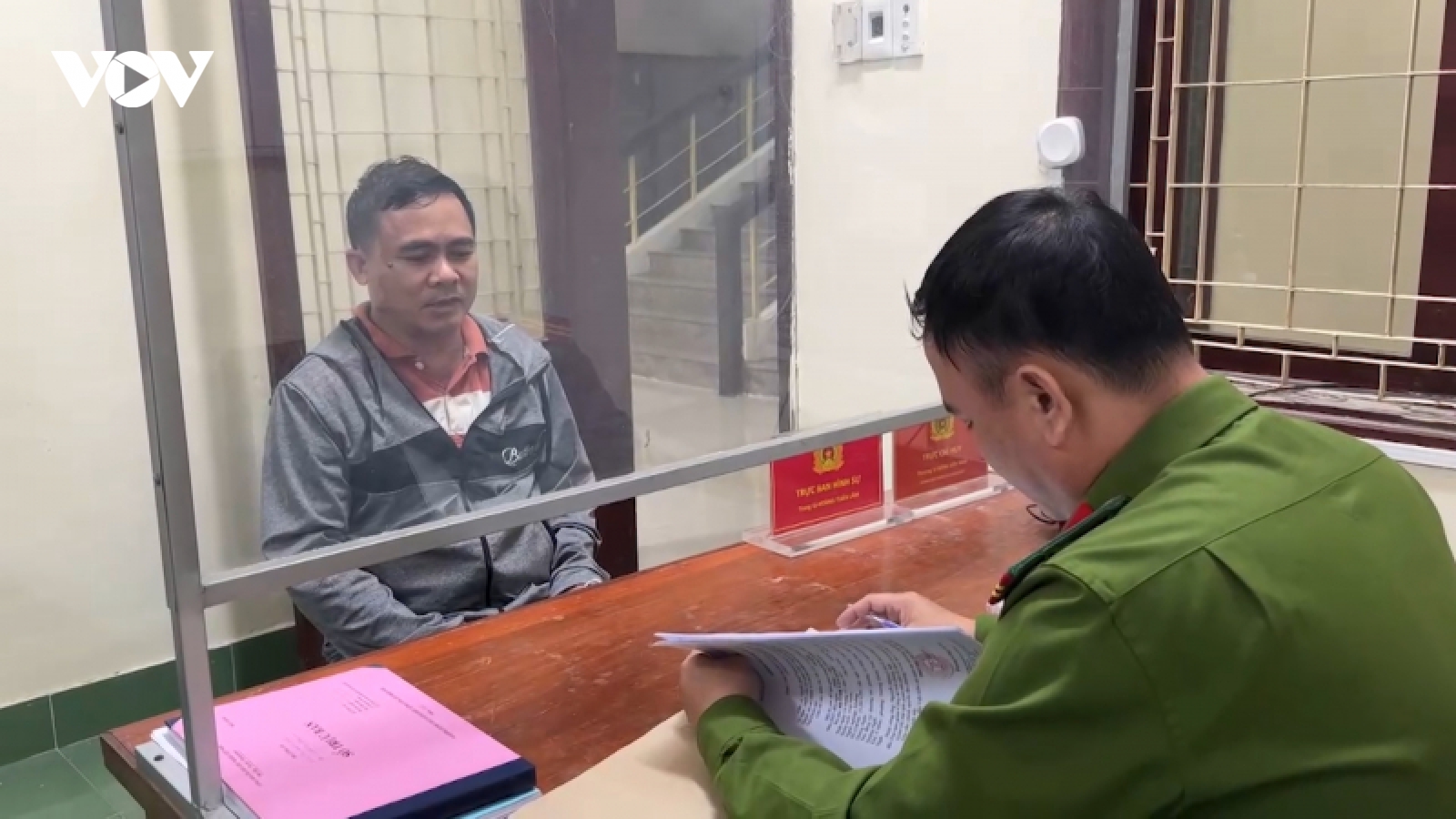 Bắt cựu Chủ tịch Hội nông dân huyện lừa đảo chiếm đoạt tài sản
