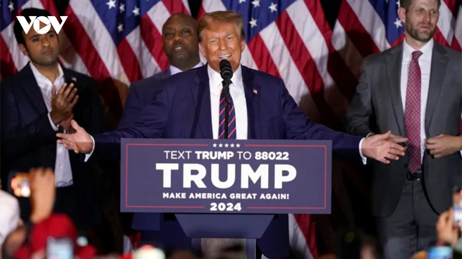 4 vụ án hình sự ảnh hưởng ra sao đến chiến dịch tranh cử của ông Donald Trump?