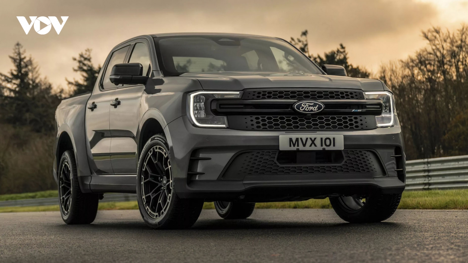 Ford Ranger bổ sung phiên bản MS-RT vượt địa hình cực kỳ hầm hố
