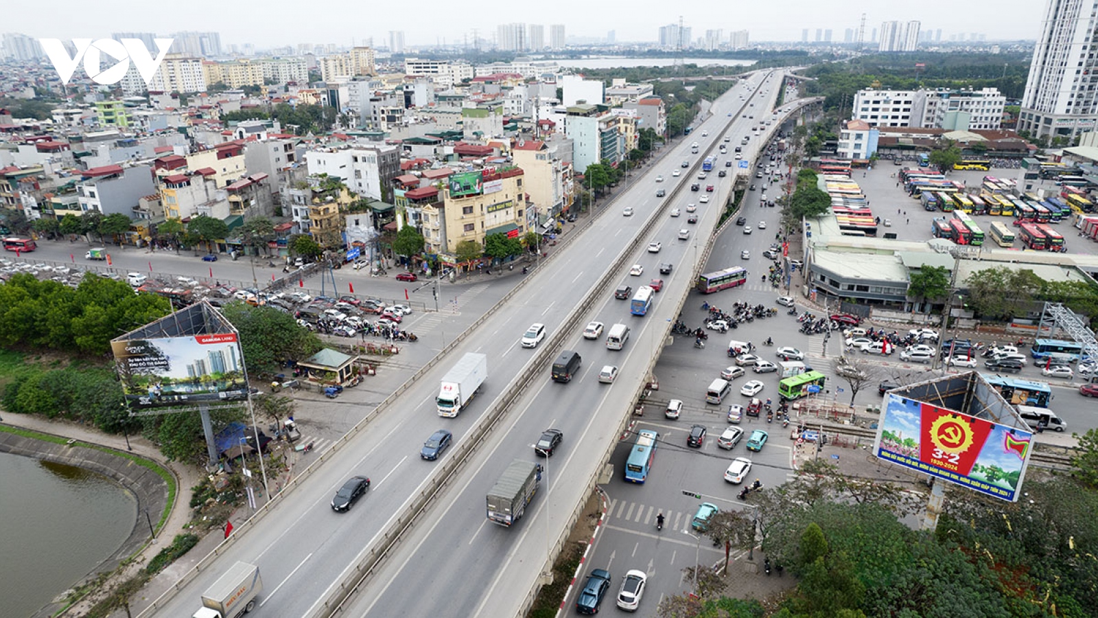 Giao thông ngày 29 Tết: Hướng ra cửa ngõ Hà Nội không còn cảnh ùn tắc