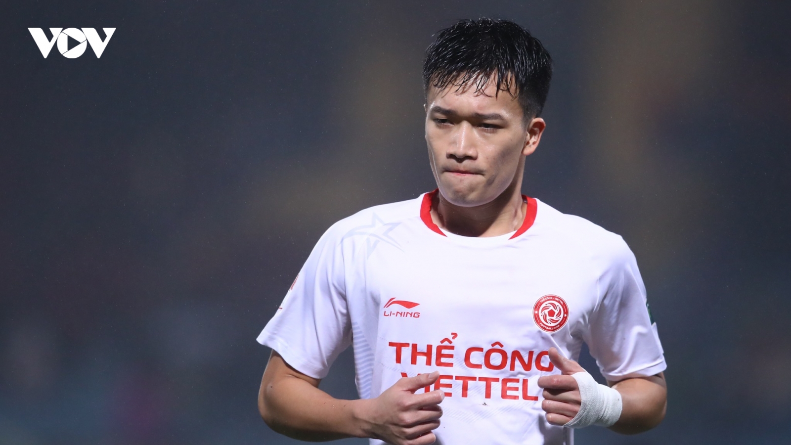 Chuyển nhượng V-League mới nhất: Hoàng Đức rời Thể Công Viettel?