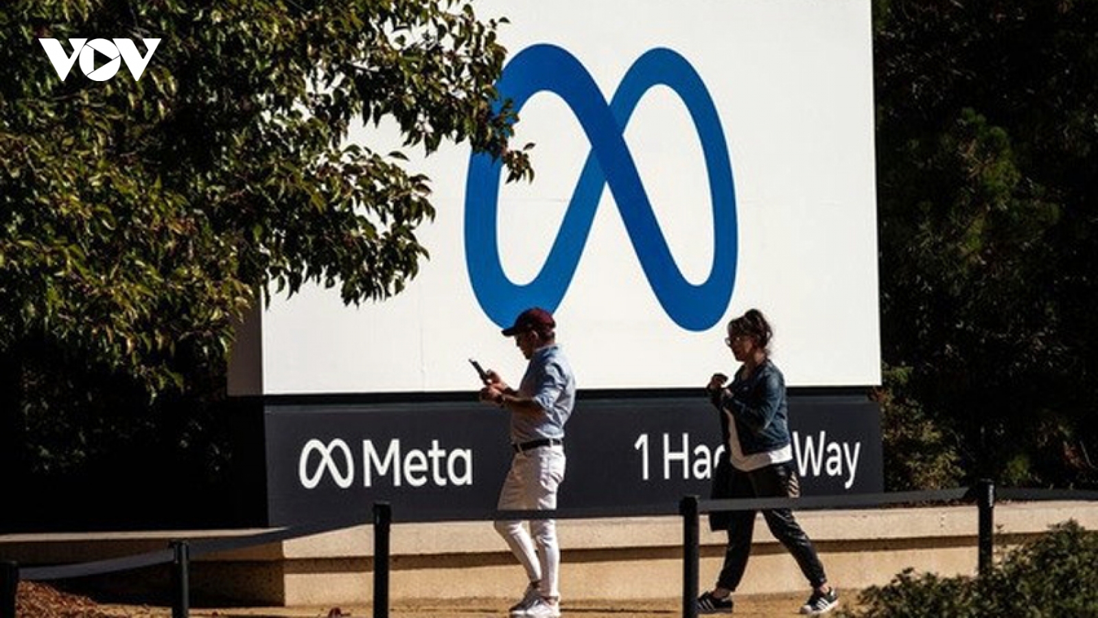 Cổ phiếu Meta Platforms tăng 12% sau tuyên bố chia cổ tức lần đầu tiên