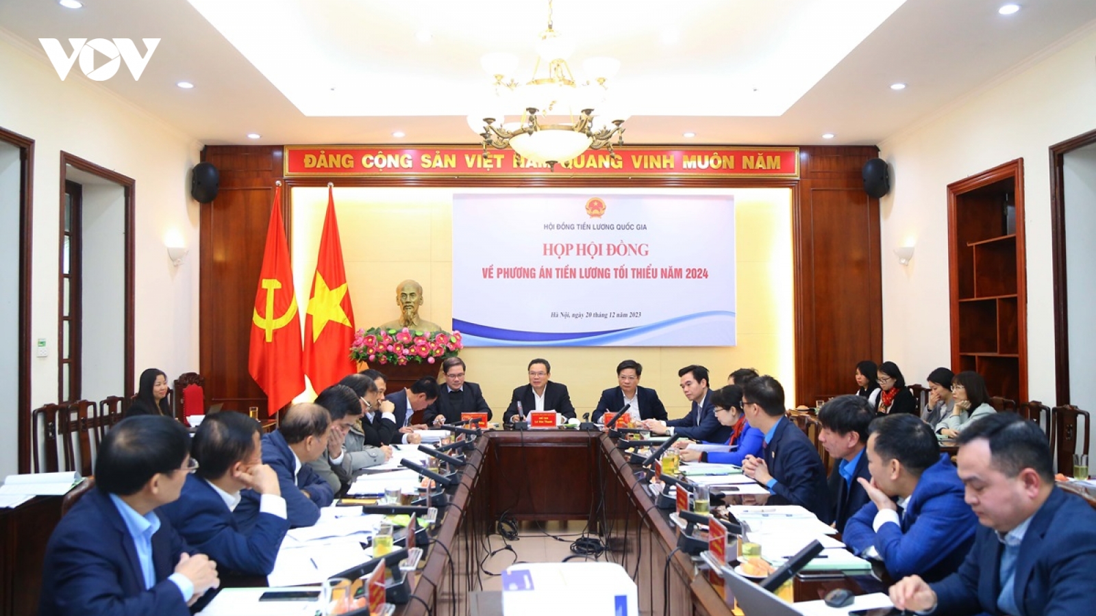 Tăng lương tối thiểu vùng, đảm bảo đồng bộ với khu vực nhà nước