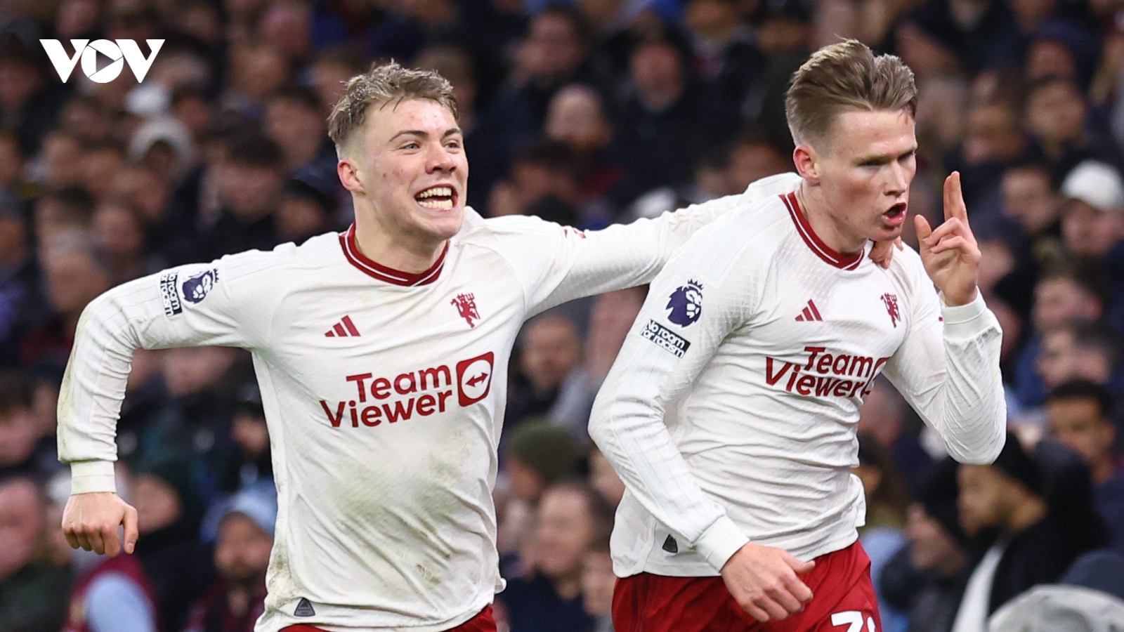 Kết quả Ngoại hạng Anh 12/2: MU vất vả hạ Aston Villa, Arsenal đại thắng 6 sao