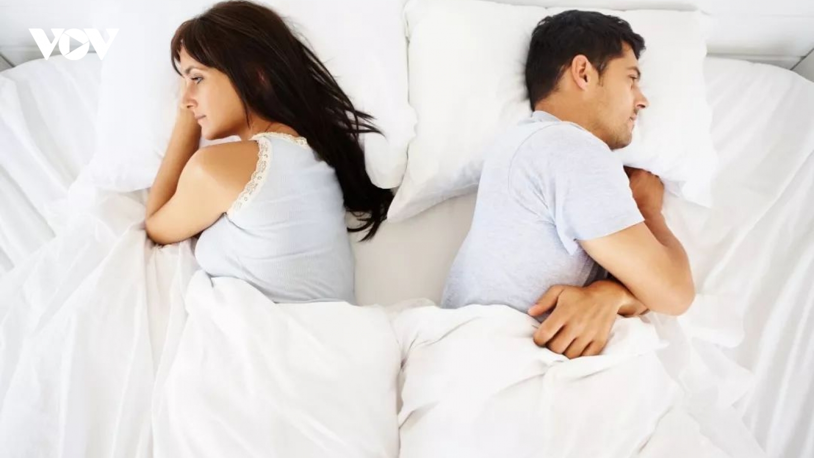 Nghe lời bồ nhí, chồng lạnh nhạt với vợ