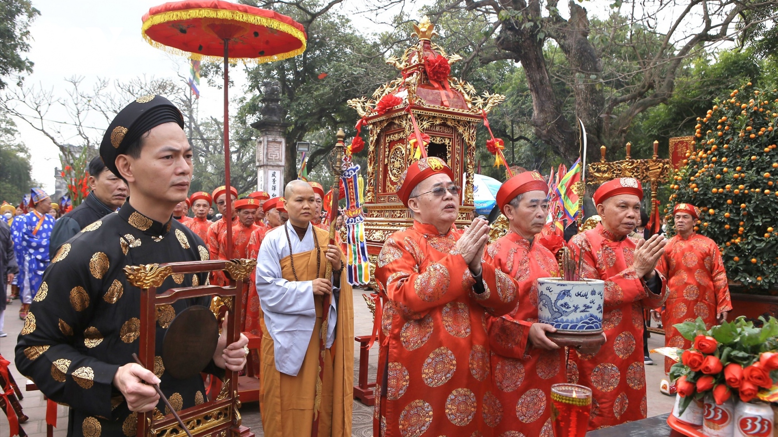 Lễ hội đền Trần 2024: Lễ "rước nước, tế cá" - nhắc nhớ truyền thống tổ tiên