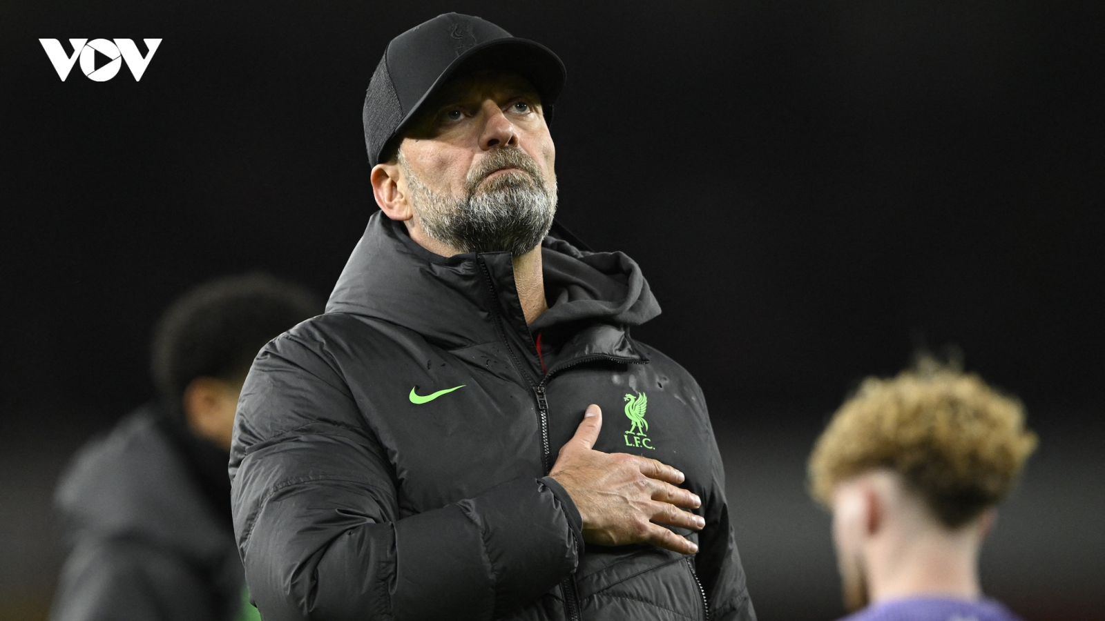 Liverpool “thiệt đơn, thiệt kép” sau thất bại trước Arsenal