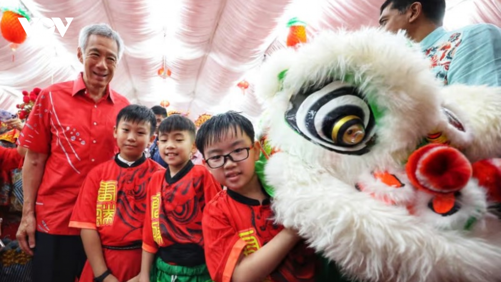 Thủ tướng Singapore kêu gọi các cặp vợ chồng trẻ có thêm một “chú rồng nhỏ”