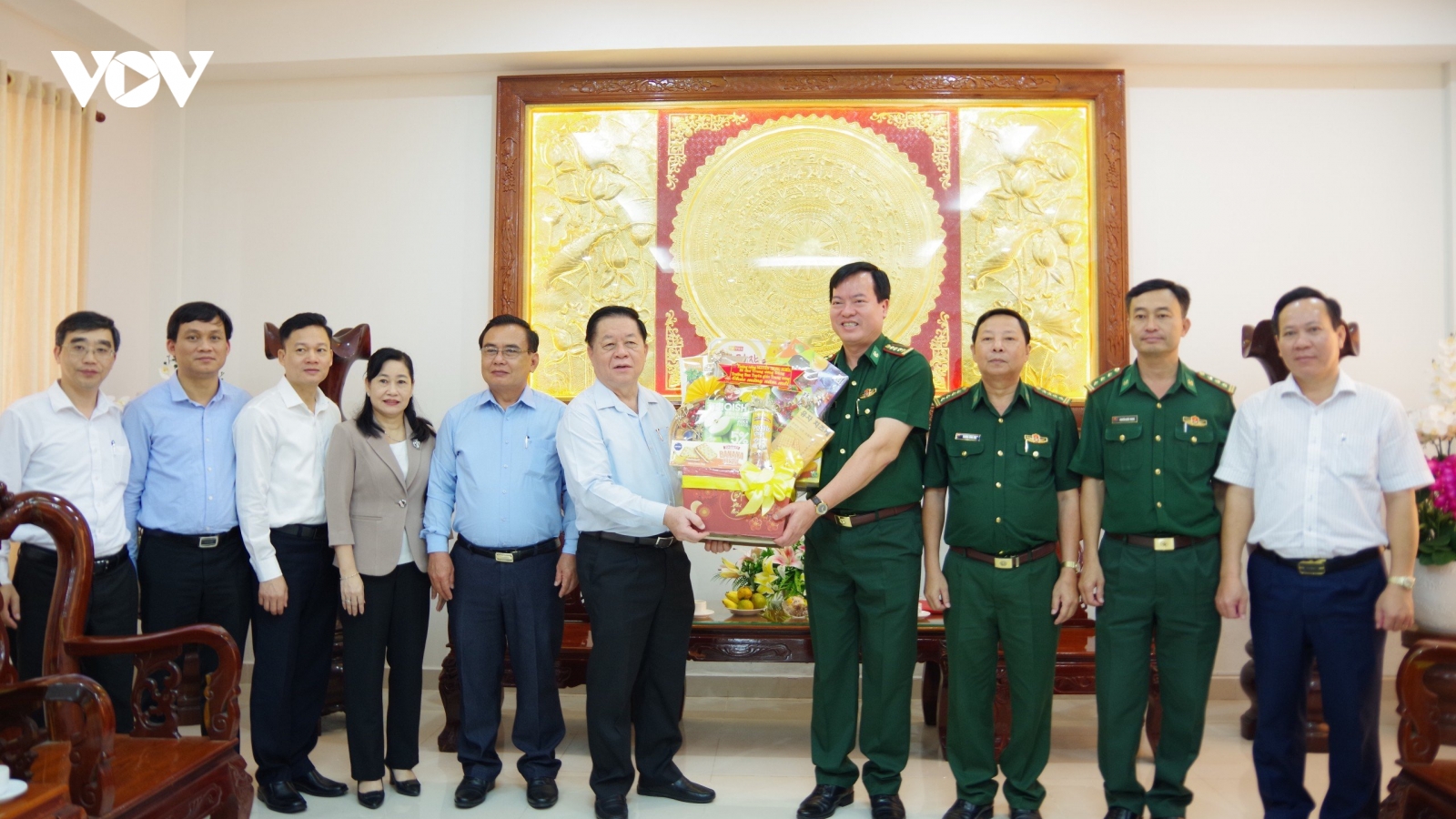 Trưởng Ban Tuyên giáo TƯ Nguyễn Trọng Nghĩa chúc Tết tại Tiền Giang