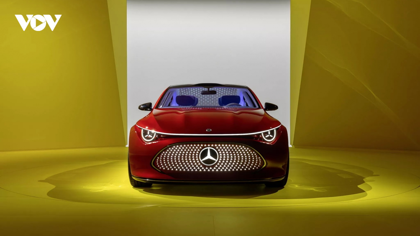 Mercedes sẽ loại bỏ xe điện hình quả trứng, khai tử cái tên EQ