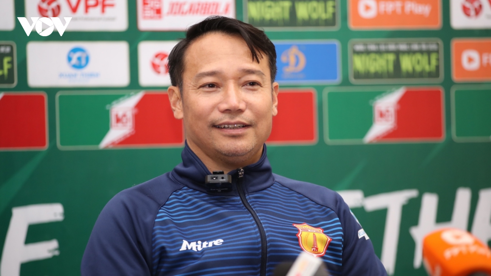 HLV Vũ Hồng Việt tiết lộ bí kíp đánh bại Hà Nội FC