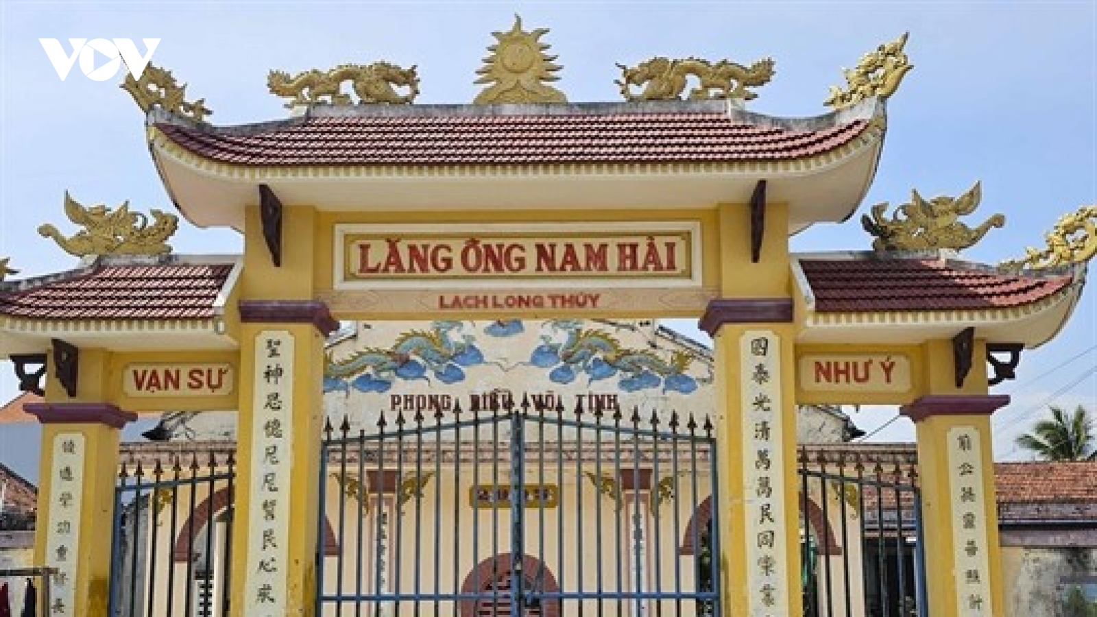 Độc đáo kiến trúc di tích bằng san hô