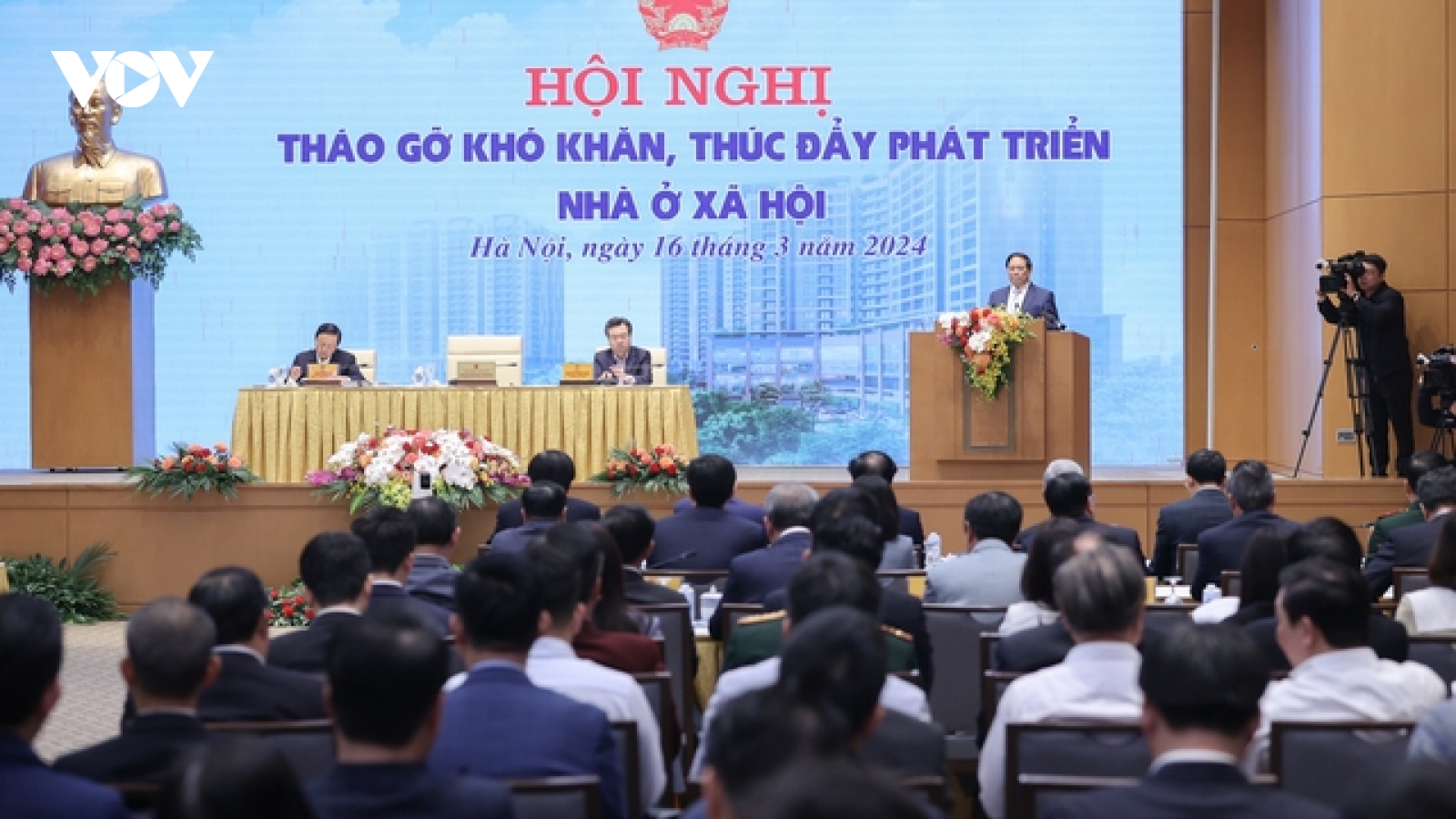 Thủ tướng: Thực hiện bằng được mục tiêu, số lượng nhà ở xã hội năm 2024