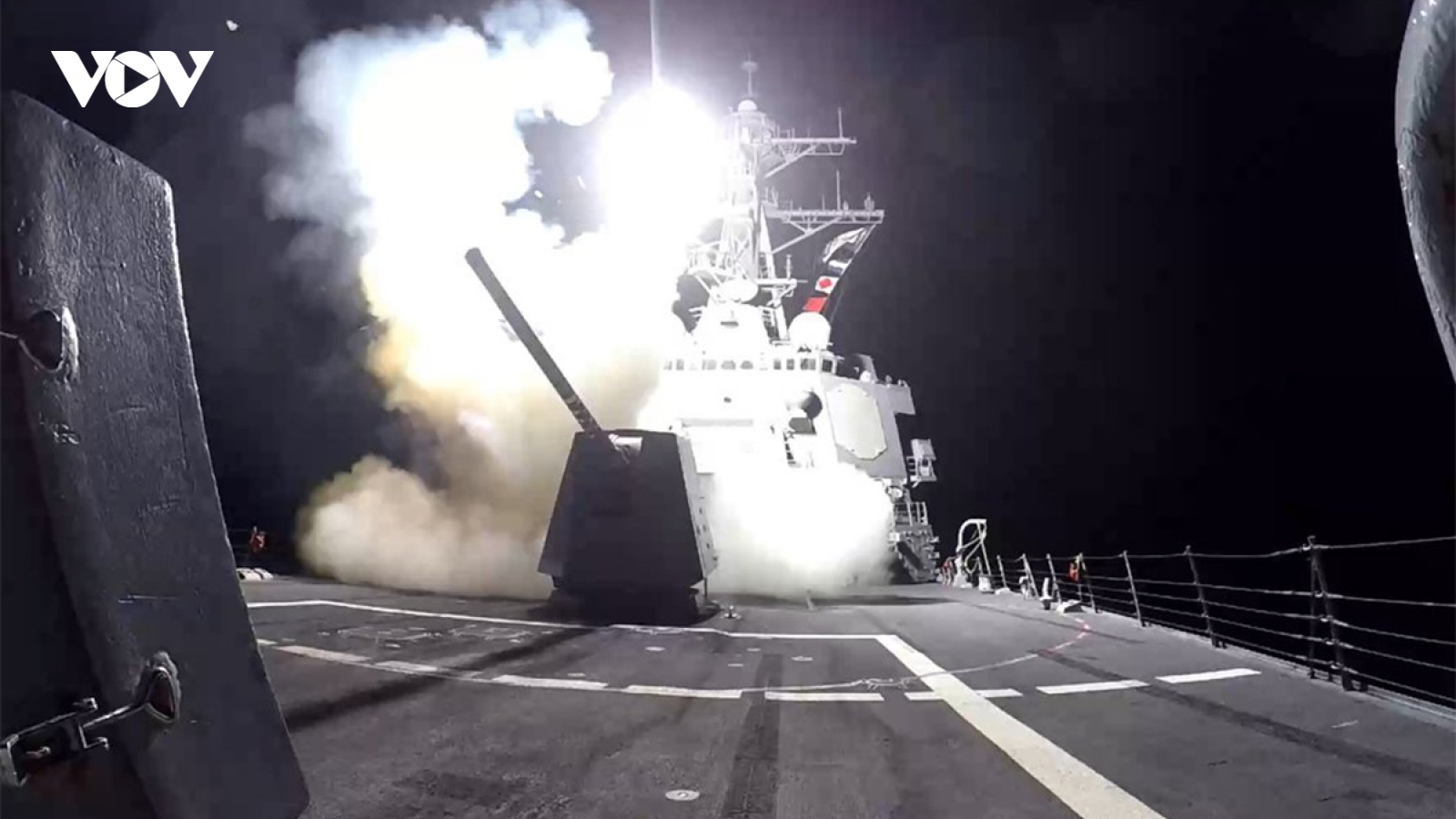 Houthi dọa tiếp tục tấn công tàu Anh trên Biển Đỏ, IDF khẳng định hủy diệt Hamas