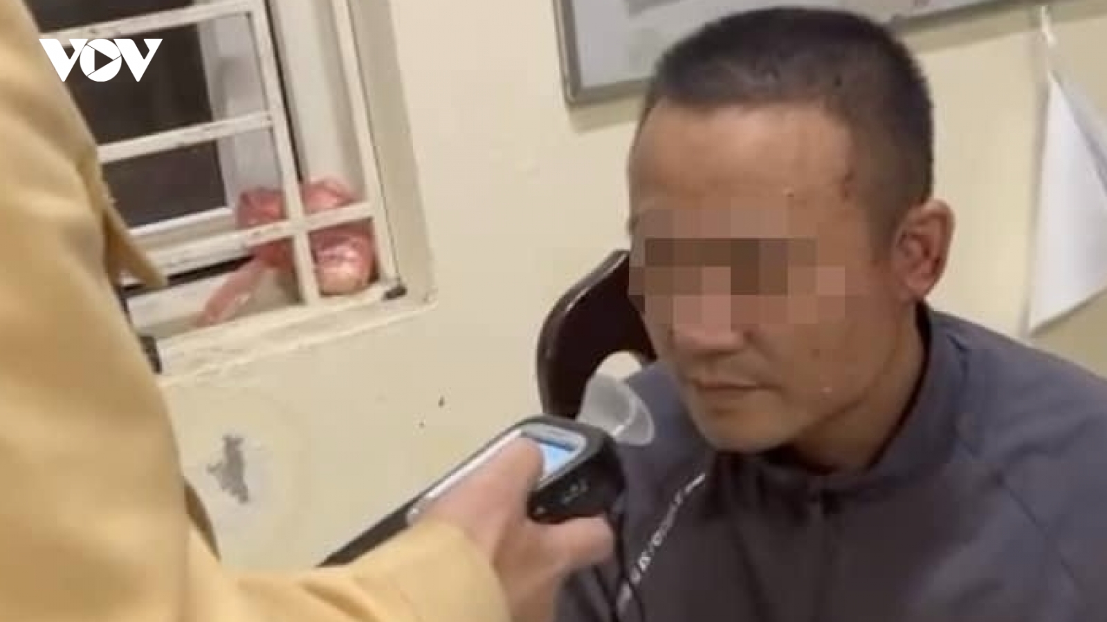 Tạm giữ hình sự tài xế dương tính ma túy, gây tai nạn liên hoàn ở Hà Nội