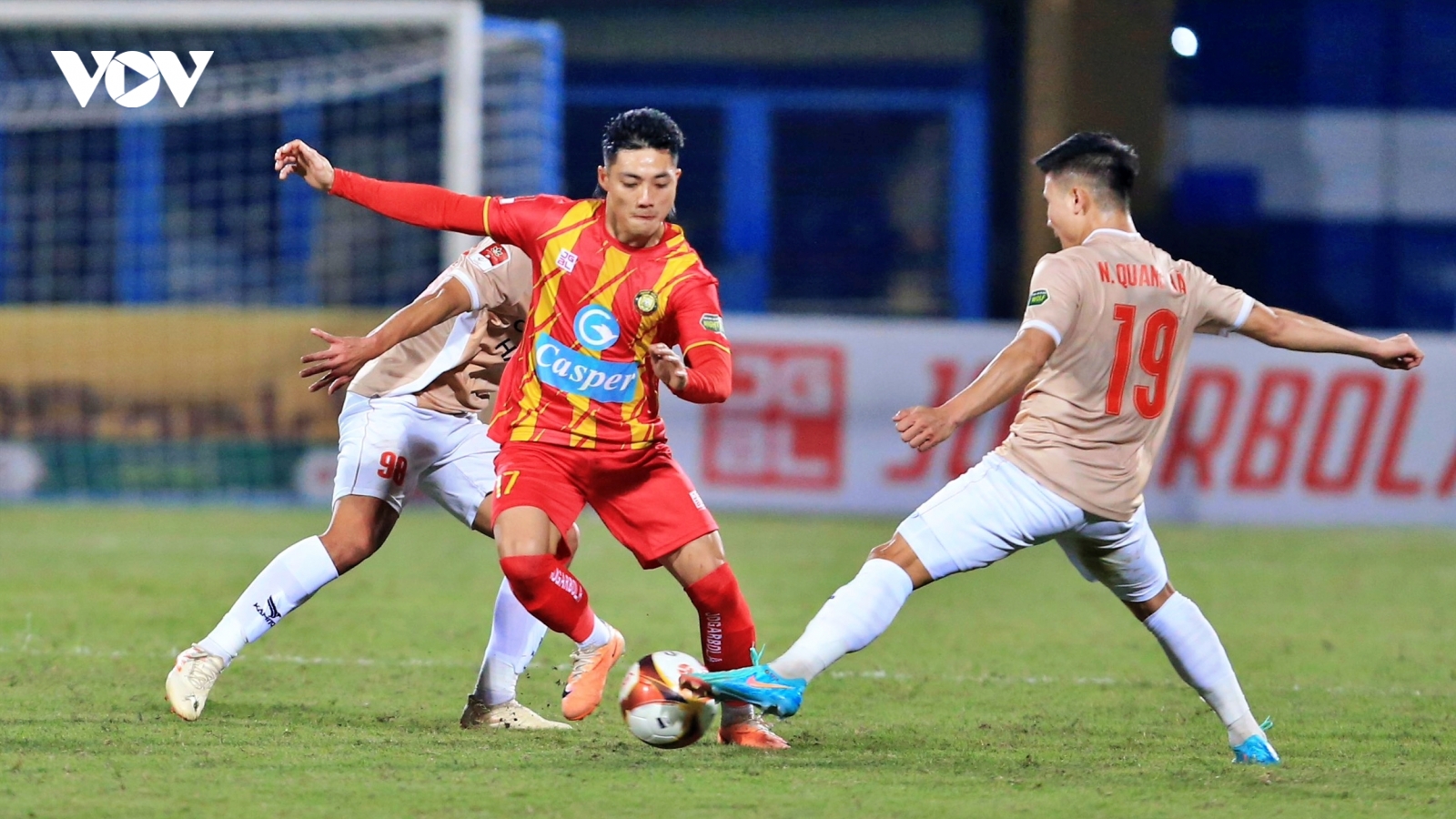 Trước vòng 14 V-League 2023/2024: Đại chiến ở Hàng Đẫy