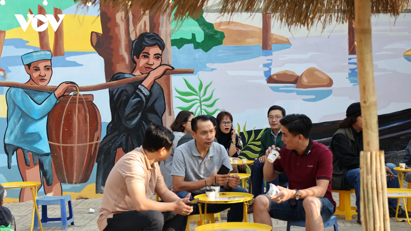 Hơn 400 quán cà phê phục vụ cà phê miễn phí dịp 10/3 tại Đắk Lắk