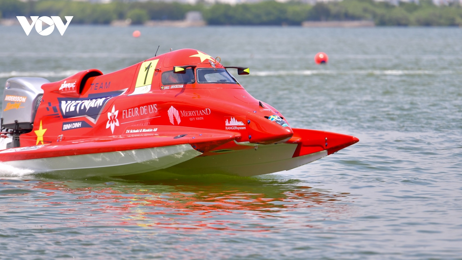 9 đội tranh tài giải đua thuyền máy công thức 1 tại Bình Định