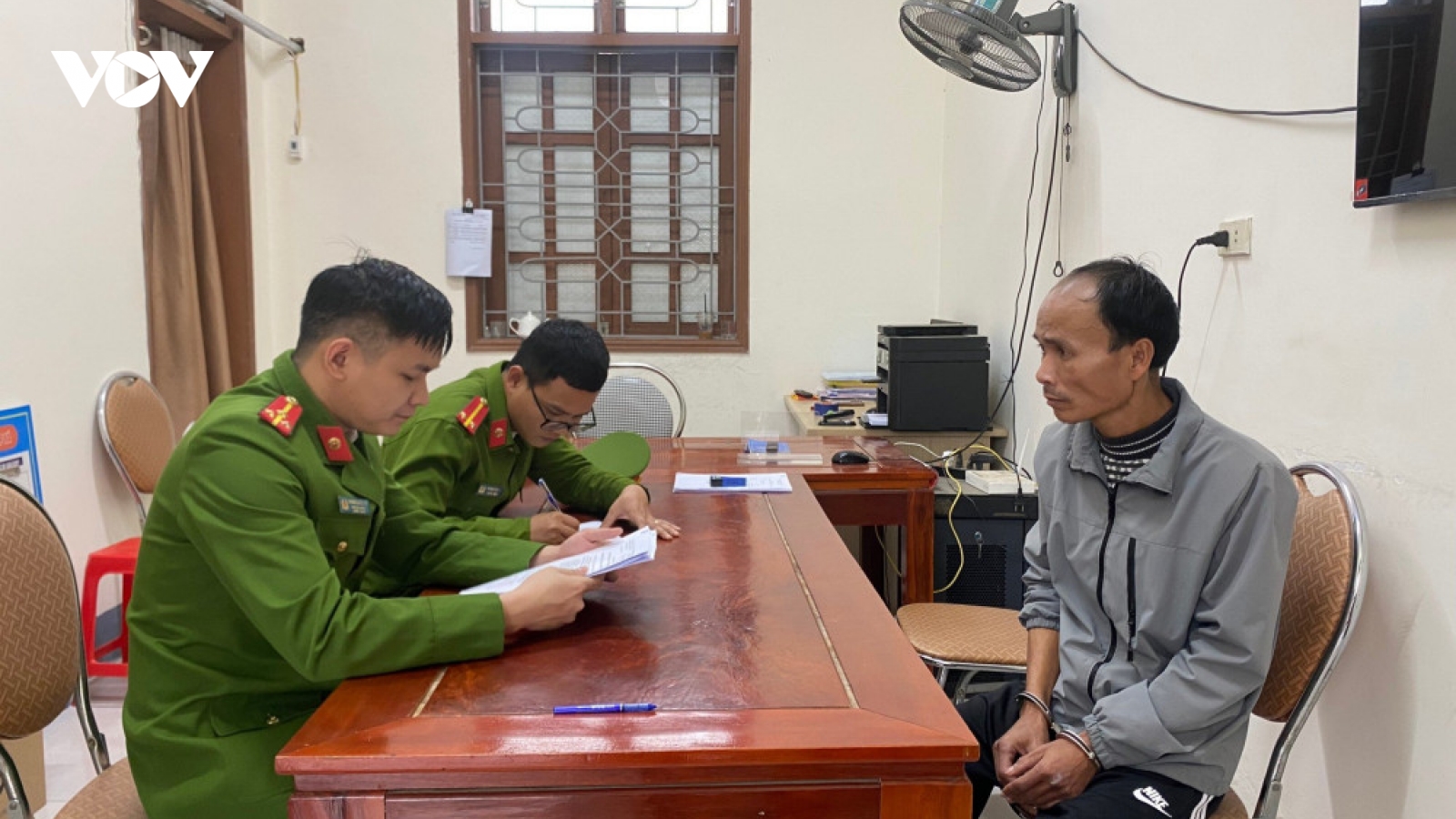 Chạy xe máy kẹp 3 gây tai nạn chết người sau khi nhậu