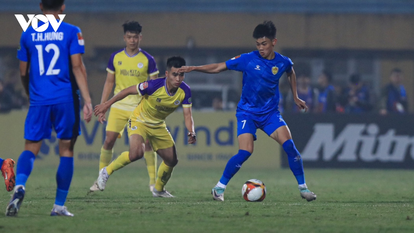 Thực hư chuyện Hà Nội FC sắp chiêu mộ Đình Bắc