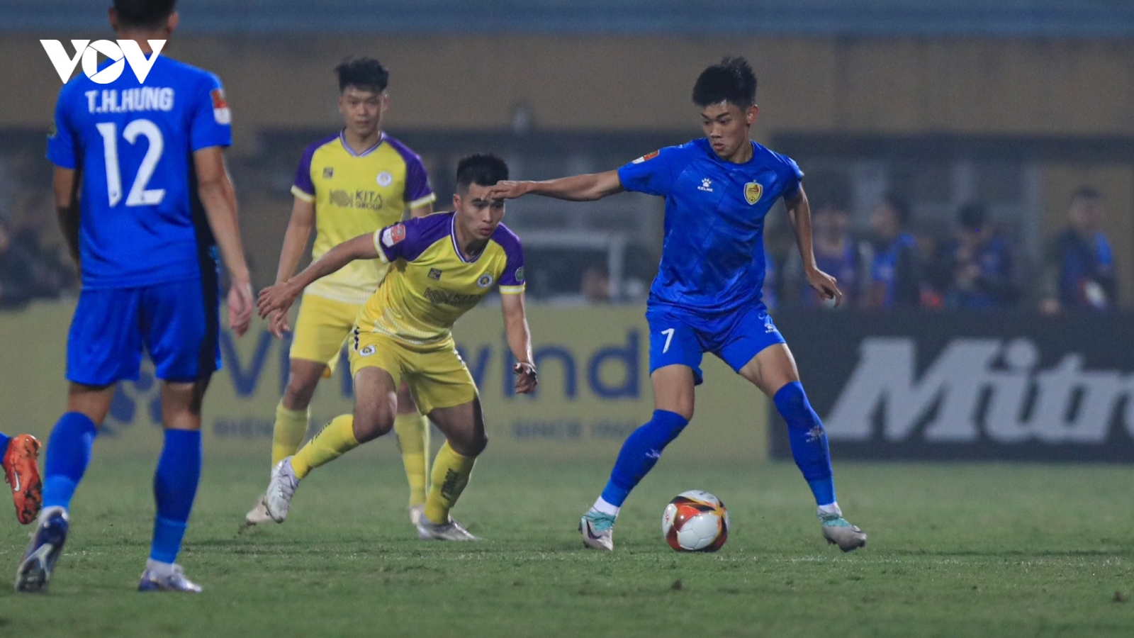 Thực hư chuyện Hà Nội FC sắp chiêu mộ Đình Bắc
