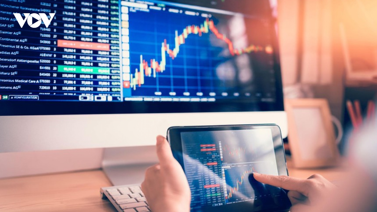 Nhận định chứng khoán 10/6: VN-Index kiểm định lại vùng hỗ trợ 1.790-1.800