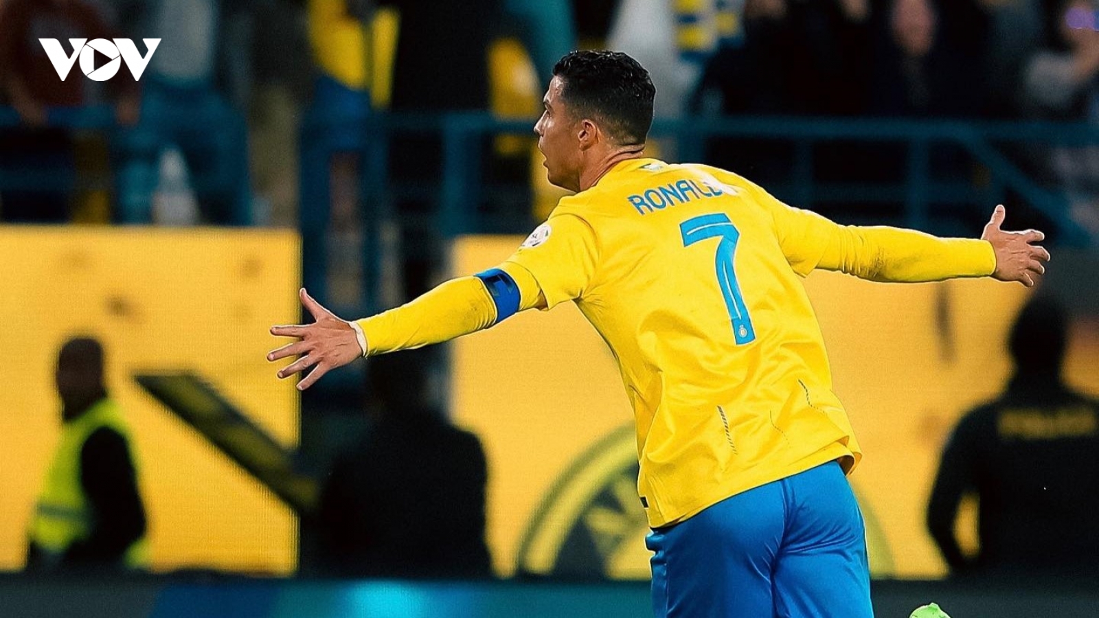 Ronaldo tỏa sáng rực rỡ, Al Nassr giành trận thắng đậm