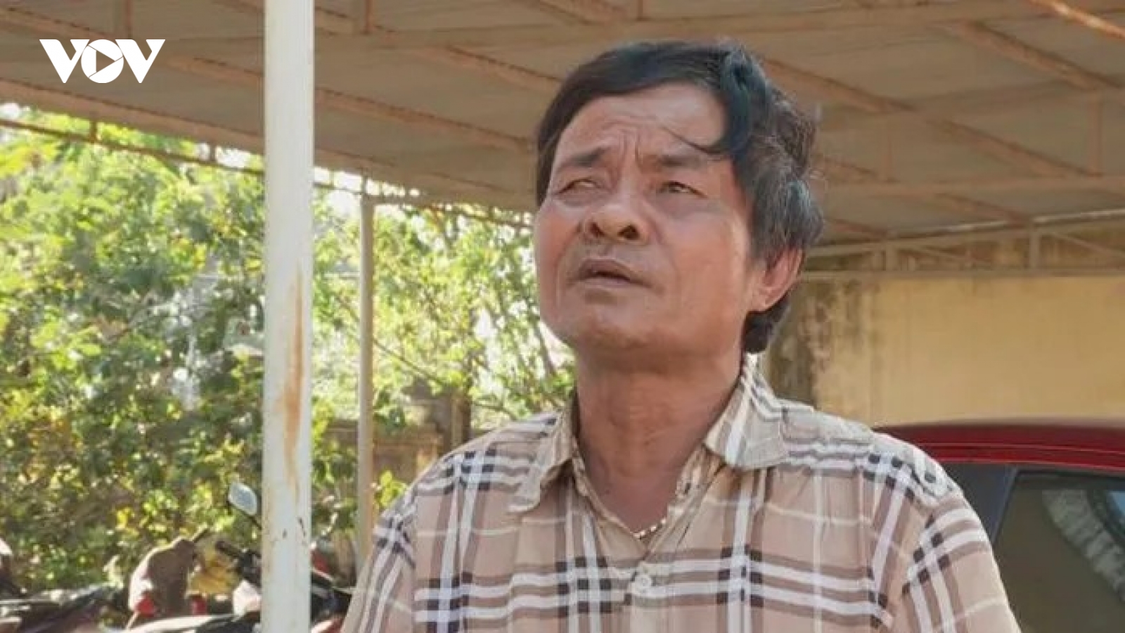 Bắt đối tượng lừa đảo lấy xe máy sau va chạm giao thông