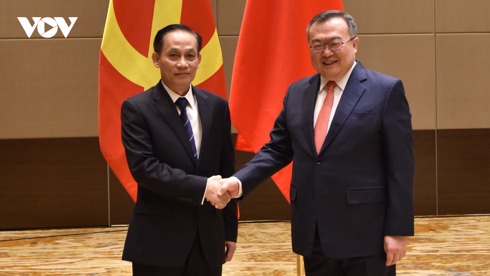 Trưởng Ban Đối ngoại Lê Hoài Trung thăm và làm việc tại Trung Quốc