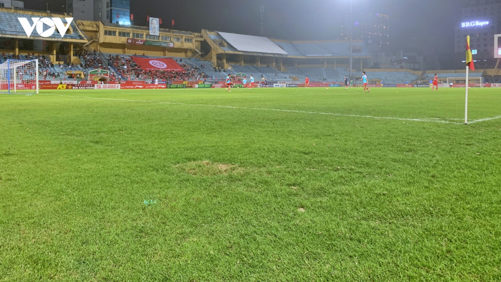 Lý do sân Hàng Đẫy bị "thu nhỏ" trước trận Hà Nội FC - Nam Định