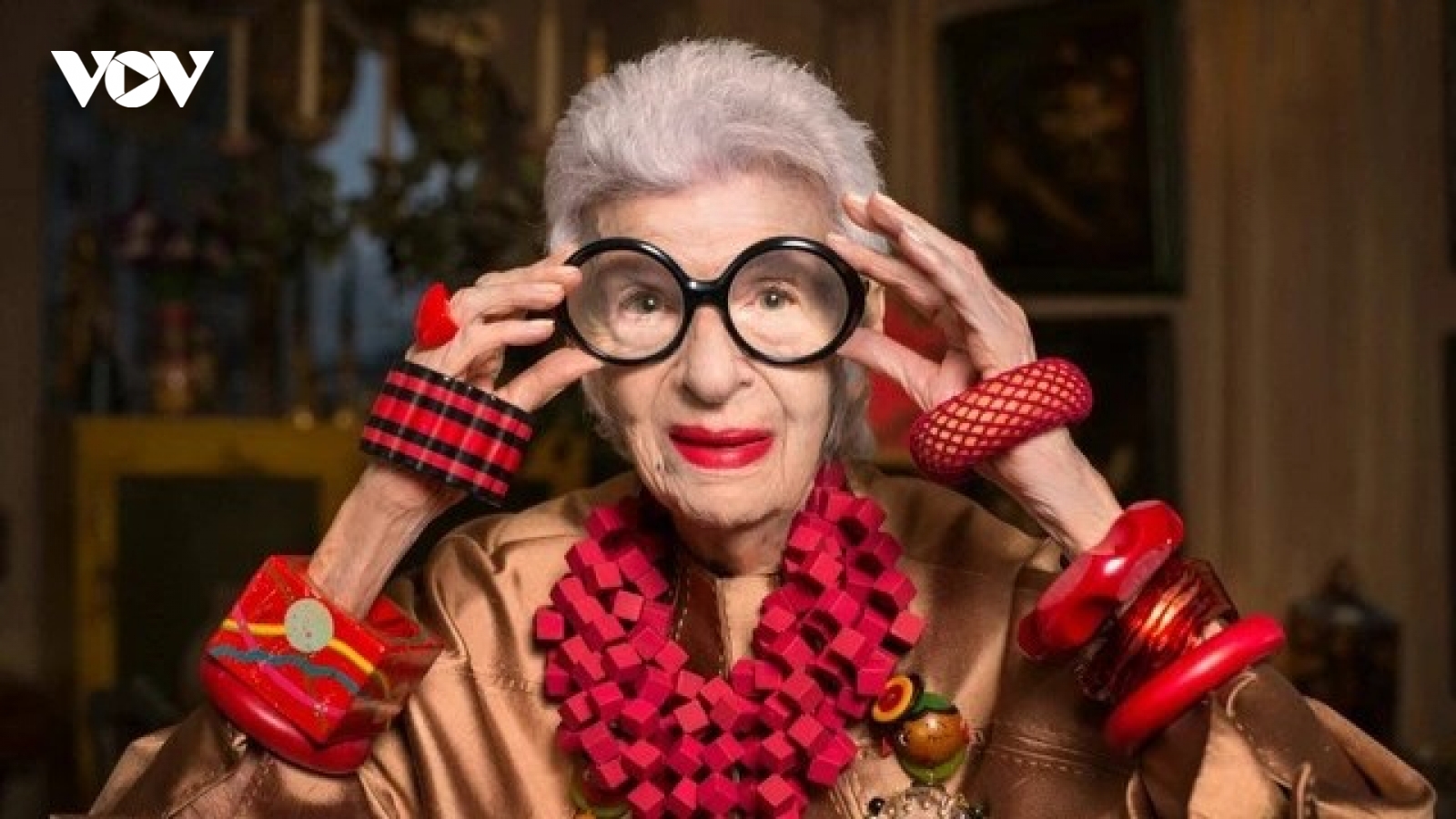 Di sản để lại cho đời của biểu tượng thời trang thế giới Iris Apfel