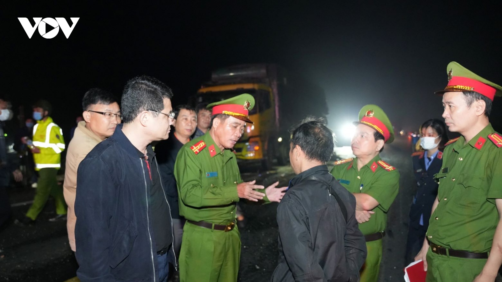 Danh tính đôi vợ chồng trẻ tử vong do tai nạn trên cao tốc Cam Lộ-La Sơn