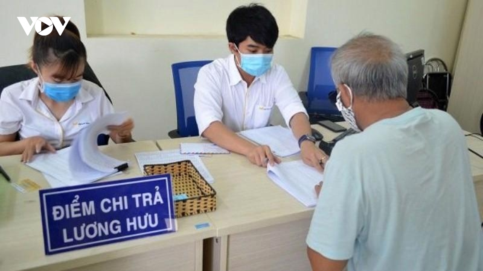 Chênh lệch lương hưu của người nghỉ hưu trước và sau cải cách tiền lương