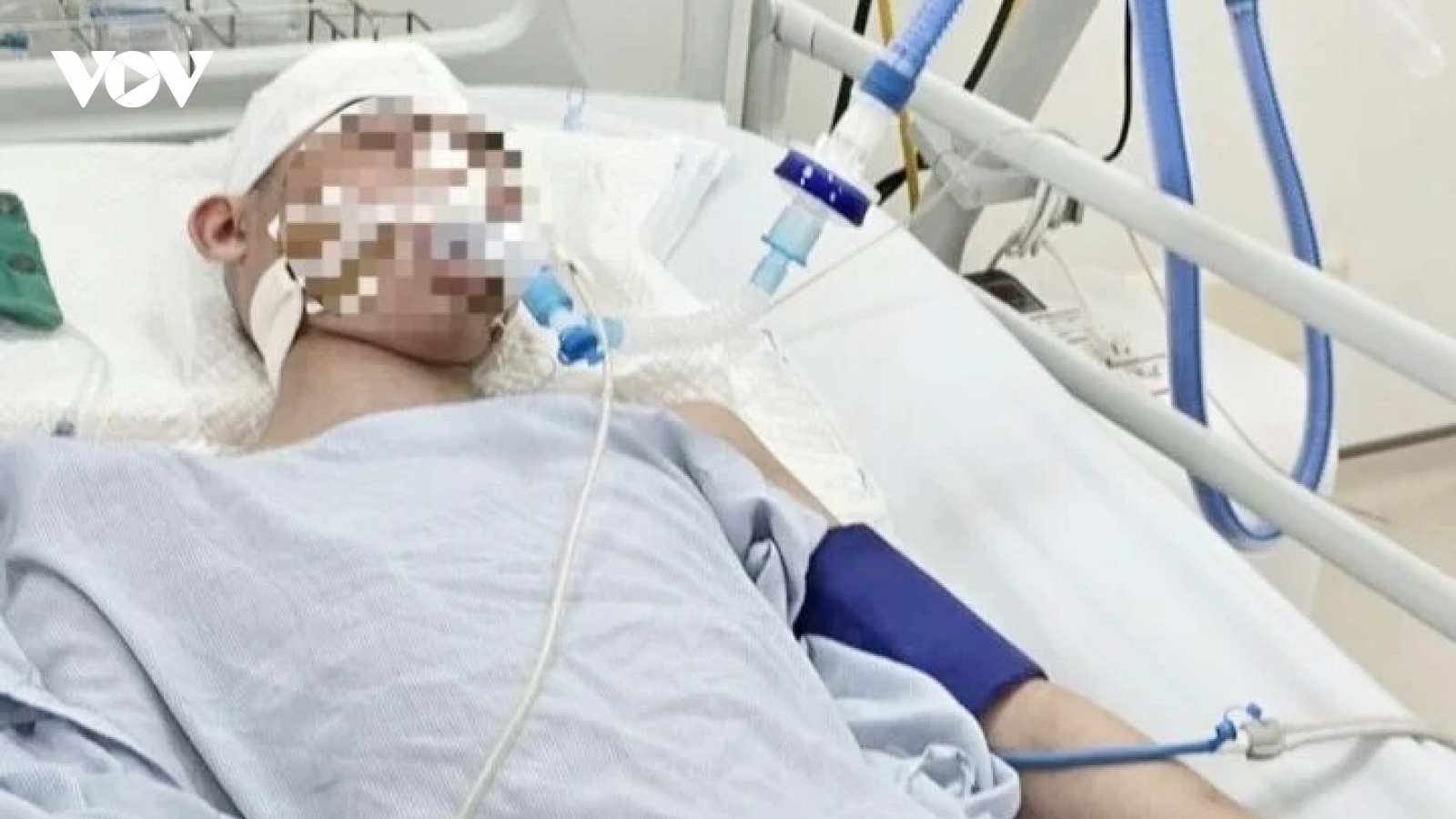 Sức khỏe nam sinh lớp 8 bị đánh chấn thương sọ não hiện ra sao?