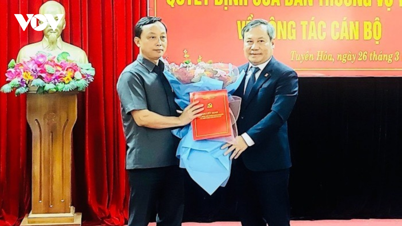 Quảng Bình: 2 giám đốc sở được điều động, bổ nhiệm làm bí thư huyện ủy