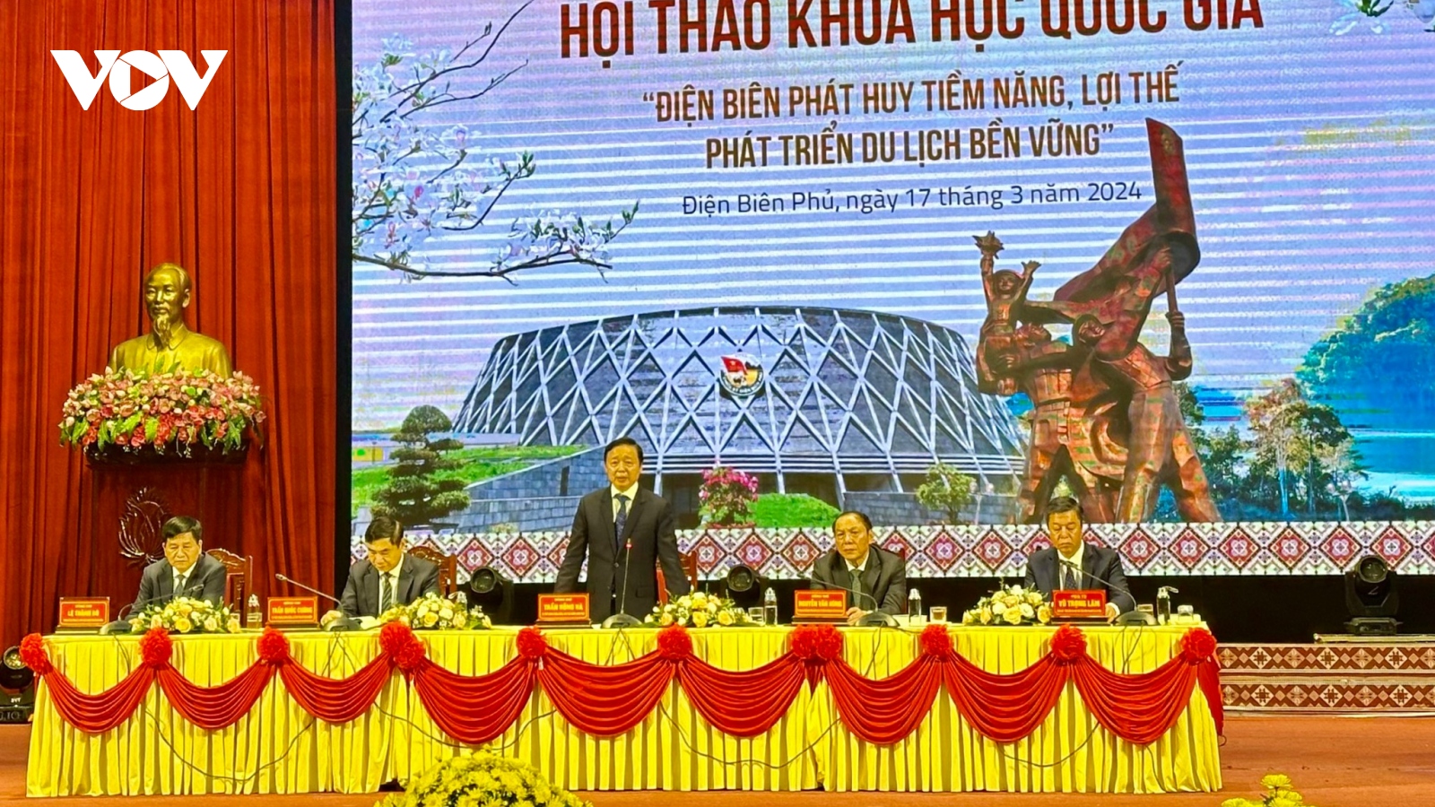 Khơi thông “điểm nghẽn” để phát huy tiềm năng du lịch Điện Biên