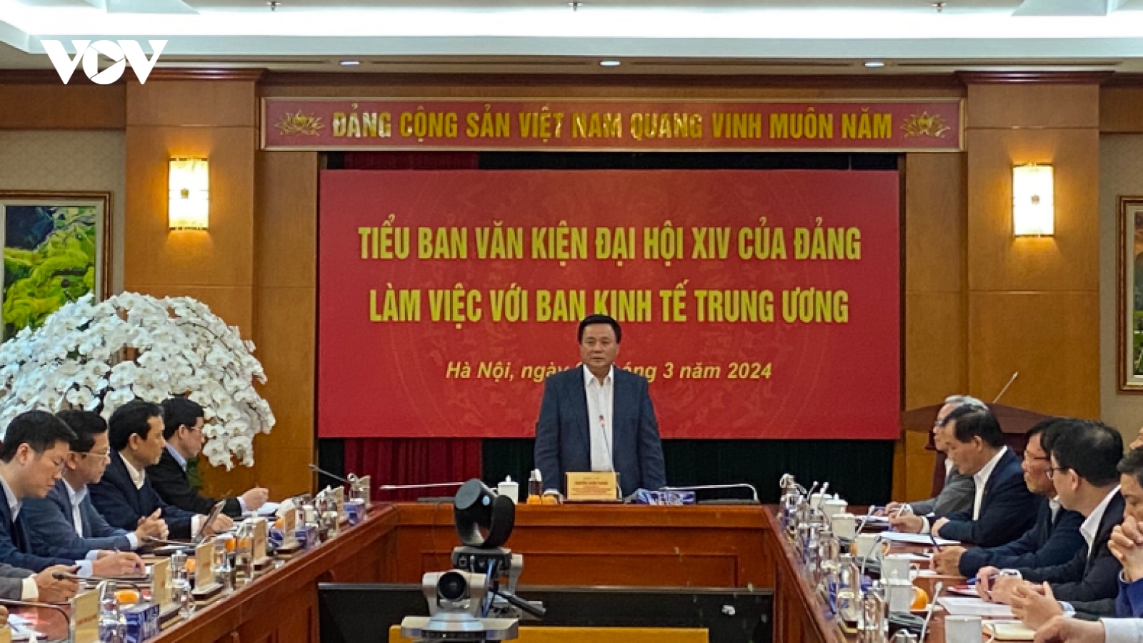 Tiểu ban Văn kiện Đại hội XIV làm việc với Ban Kinh tế Trung ương