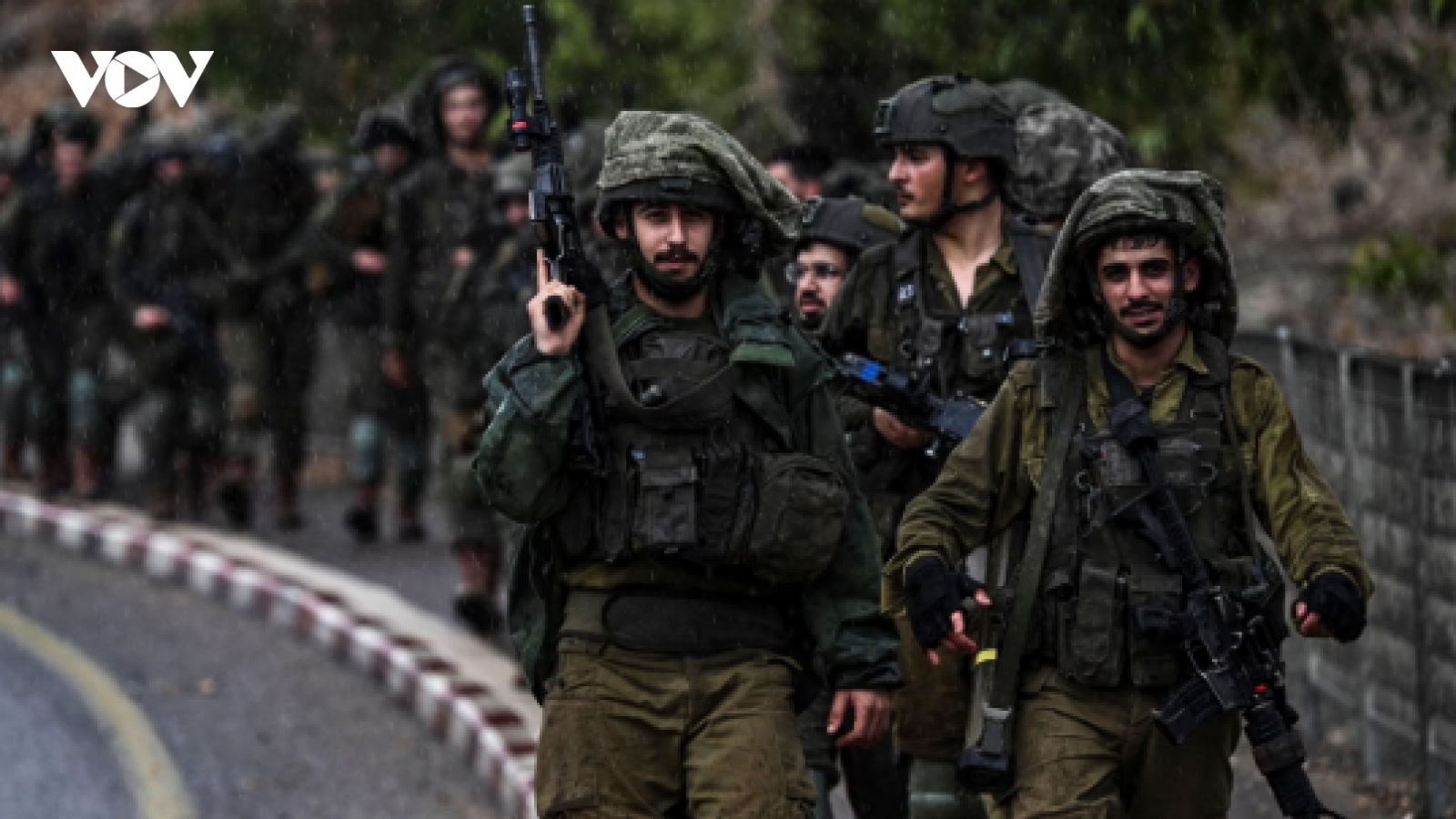 Israel xây đường cắt đôi dải Gaza, đàm phán ngừng bắn được nối lại